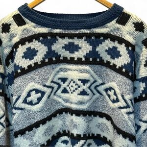 Sweater Expressions Vintage Men’s Blue White Black Abstract Sz Large P-P 25”L26”